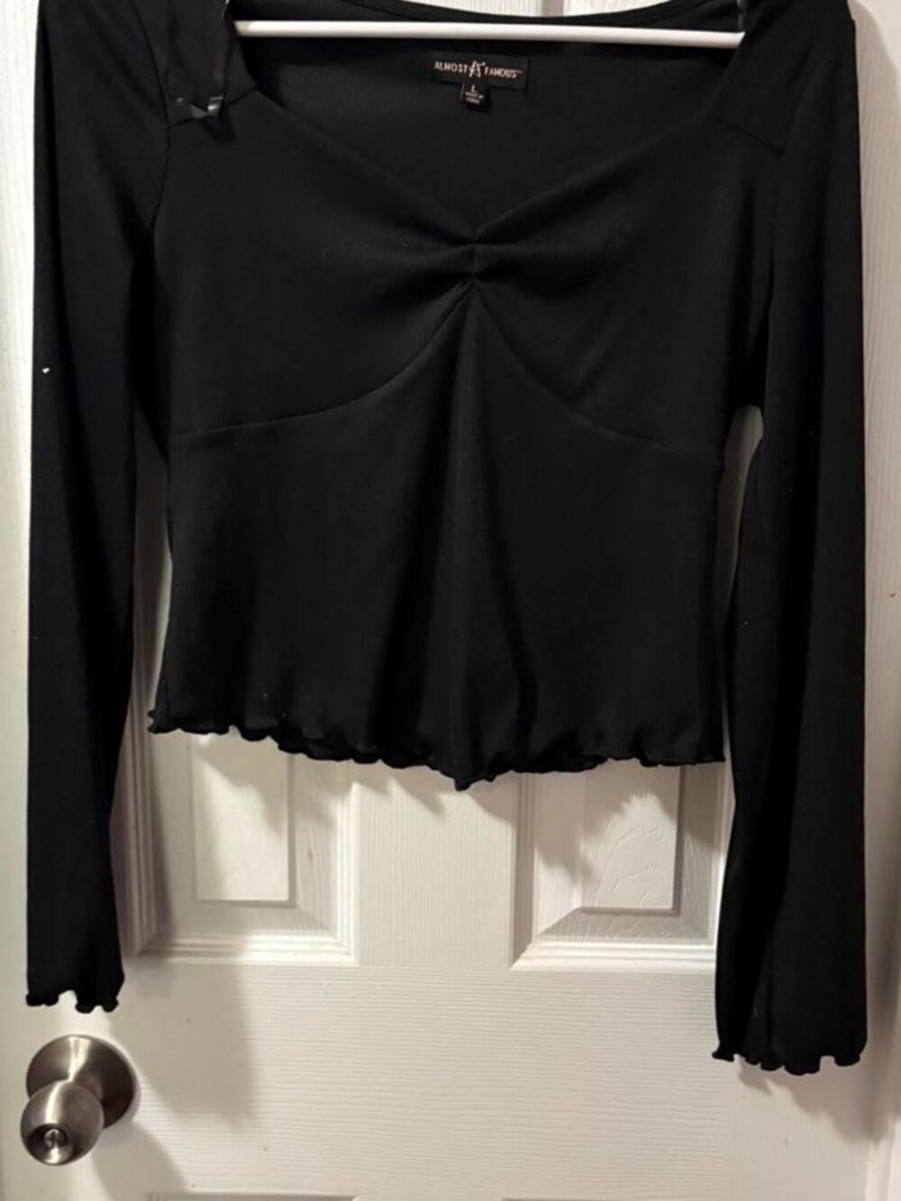 almost famous wide sleeve cropped shirt